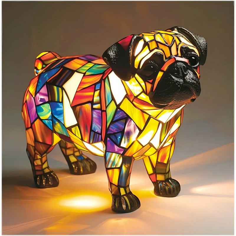 Veilleuse LED en résine animale, une jolie lampe de chevet pour les salons et les chambres.
