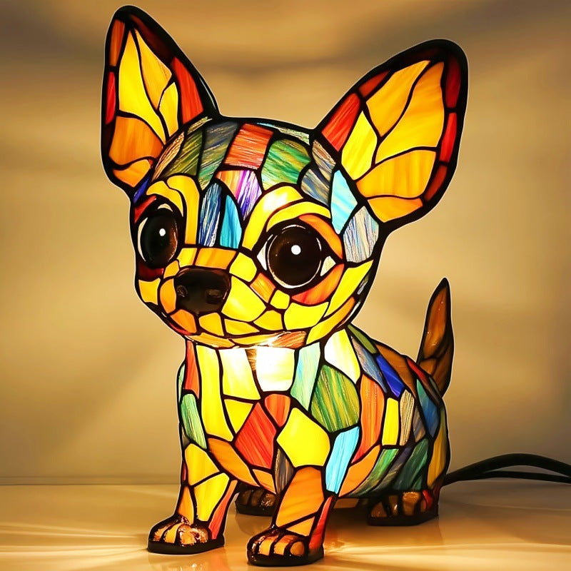 Veilleuse LED en résine animale, une jolie lampe de chevet pour les salons et les chambres.